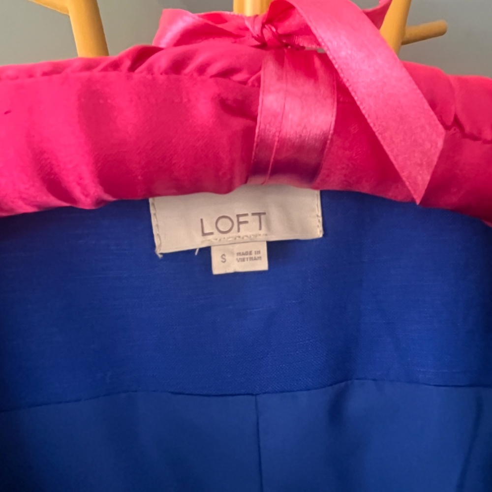Vest - Picture 4 of 6
